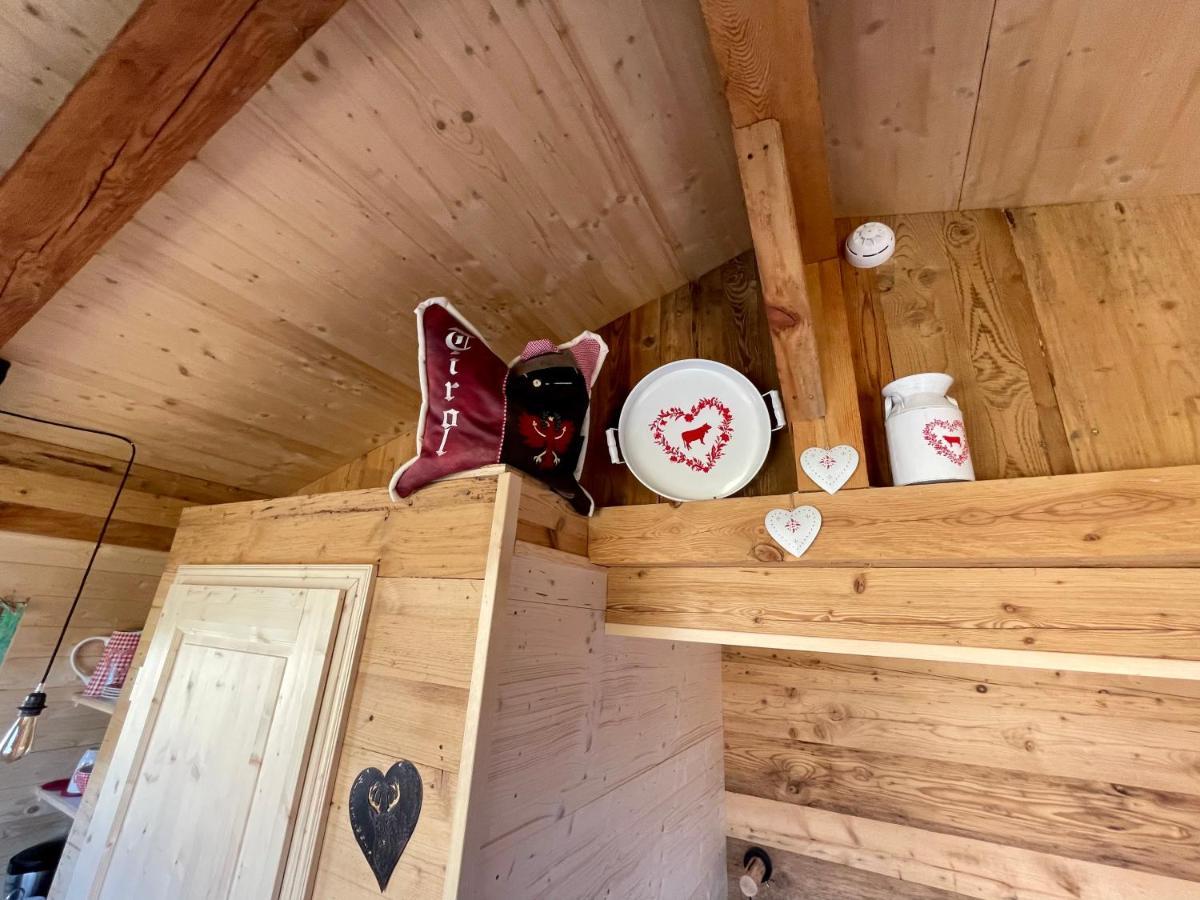 Ehenbichl Tiny House Singer - Contactless Check-In - Sauna מראה חיצוני תמונה